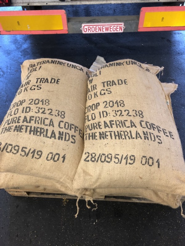 Pure Africa import coffee for offices from Africa